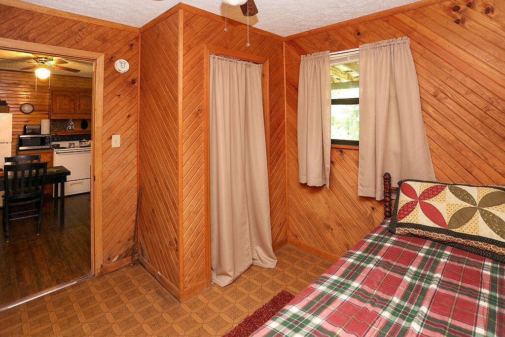 Under 150K Sunday Rustic Cabin For Sale in Wellington, KY. 110,000
