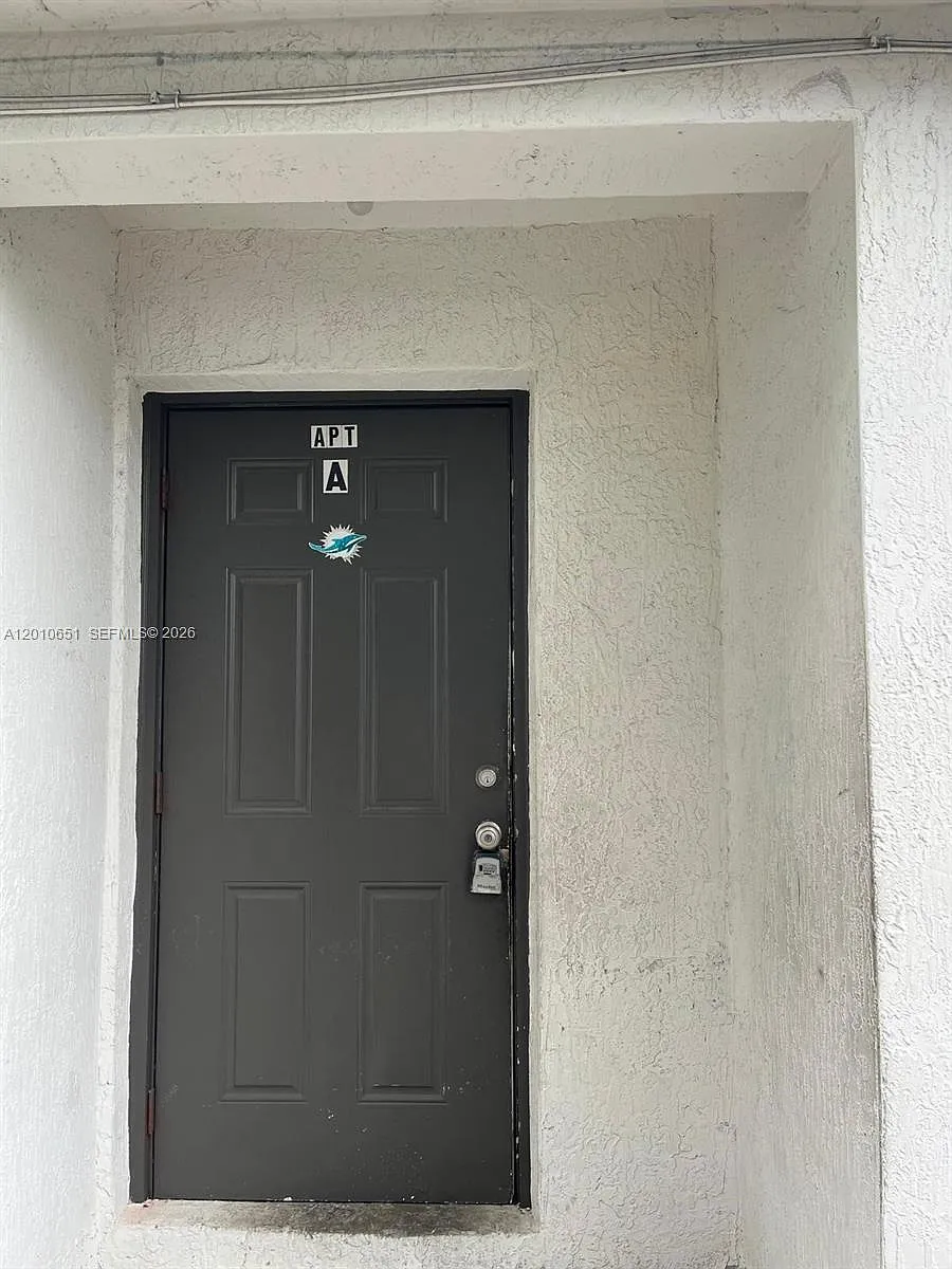 Building Photo - 8180 NW 23rd Ave #A