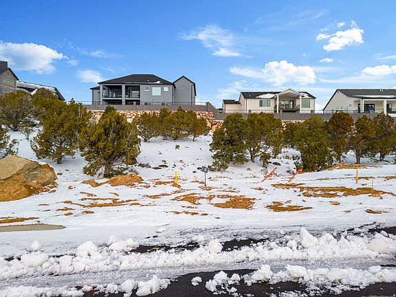 2nd image of 3108 S Estate Dr