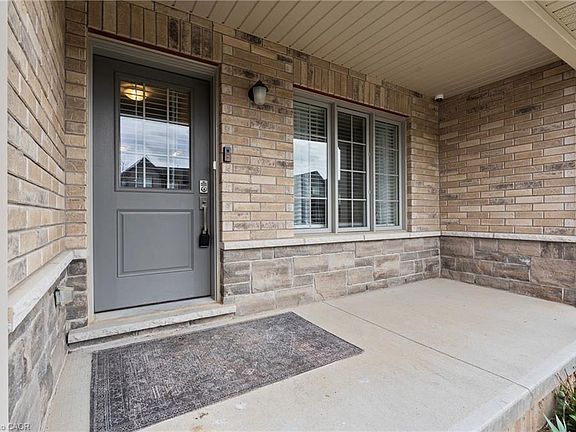 4th image of 127 Acacia Rd