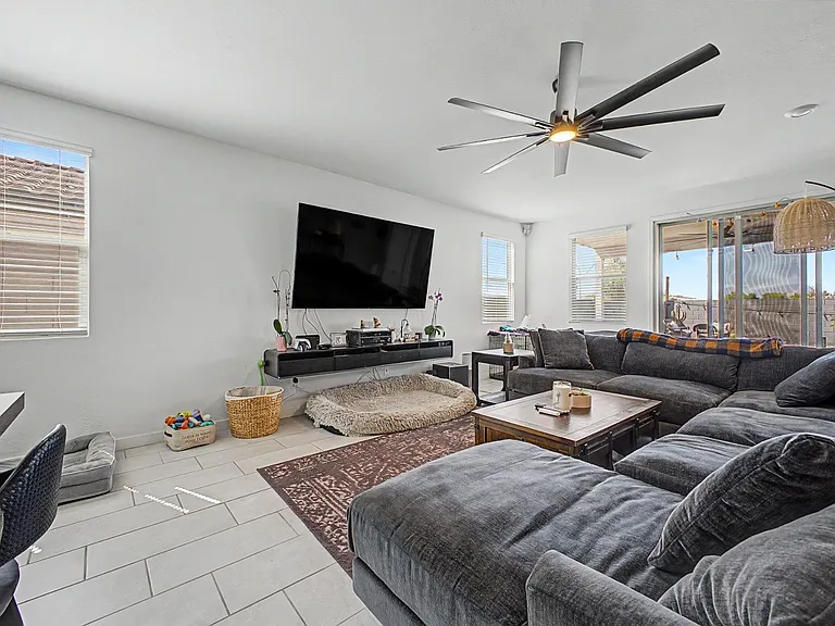 2548 W Grenadine Rd — Photo 8