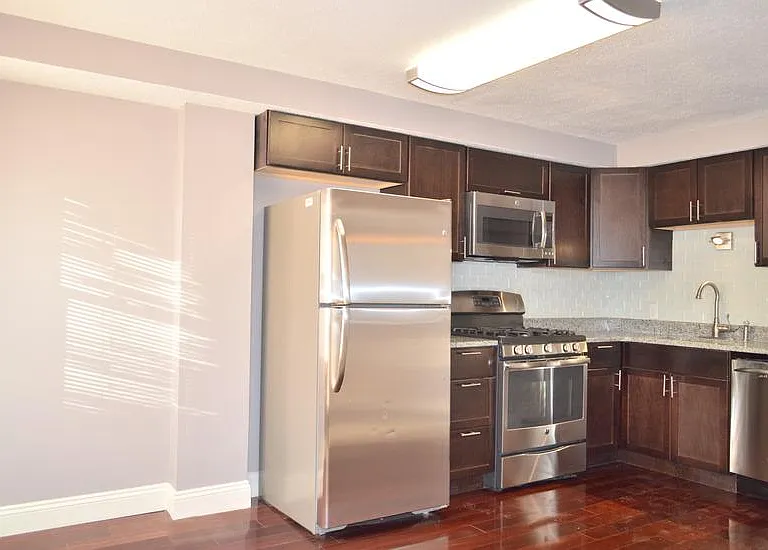 205 Westcott St #3 — Photo 6