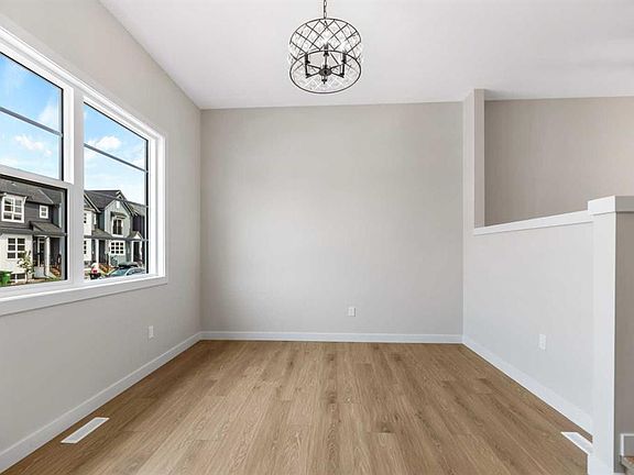 2nd image of 17 N Savanna Pl NE