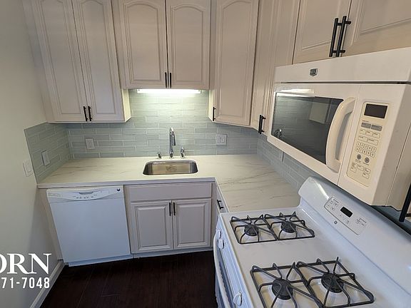 5th image of 1140 Elmer St APT 1