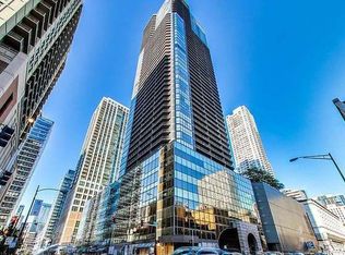 10 E Ontario St APT 3605, Chicago, IL 60611
