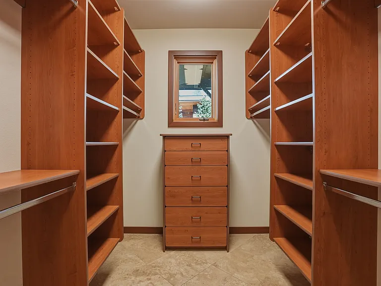 26 NW Shasta Pl — Photo 29