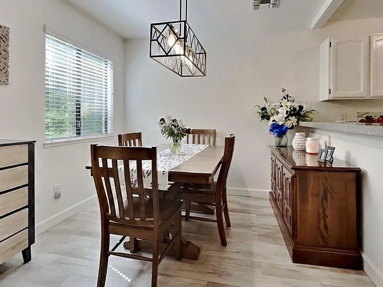 3400 Sullivan Ct #215 — Photo 10