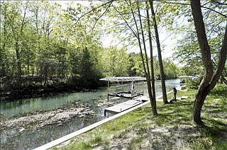 4th image of 10450 Wildwood Dr