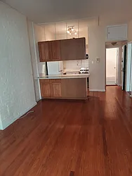 Rented by Green Line Realty