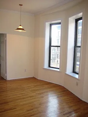 Rented by Square One Group | media 4