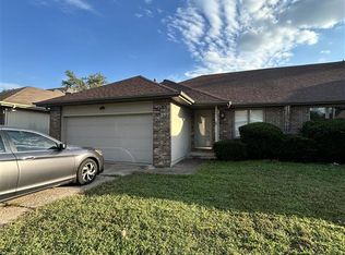 3150 S Sagamont Ave APT 112, Springfield, MO 65807