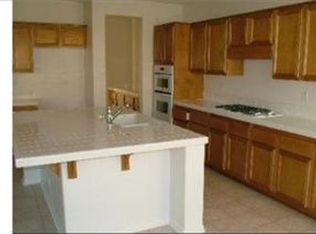 3327 Harley Ln, Corona, CA 92882