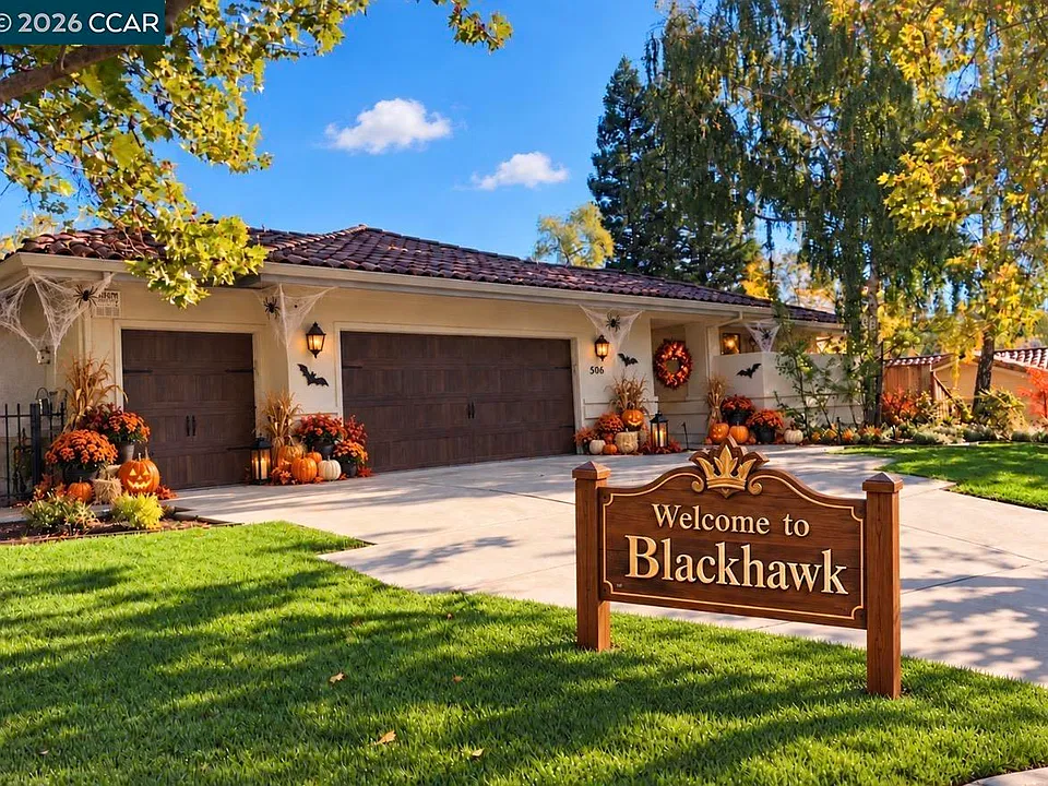 306 Live Oak Dr