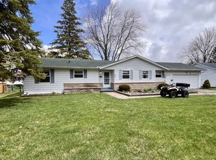 37 Canal St, Georgina, ON L4P 1K6
