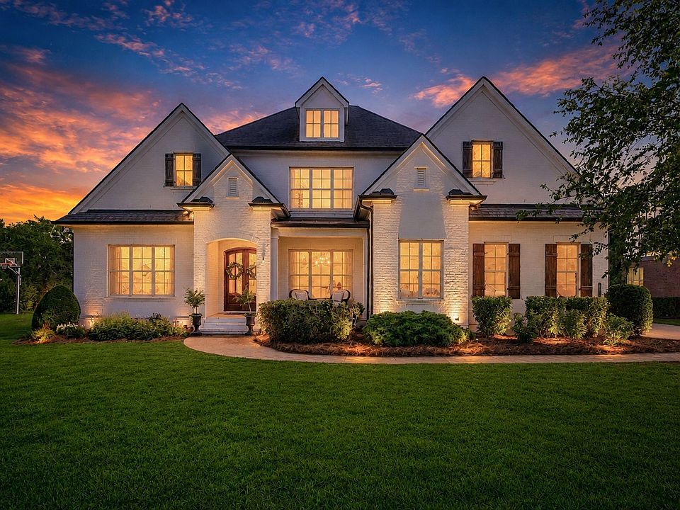 1st image of 2608 Benington Pl