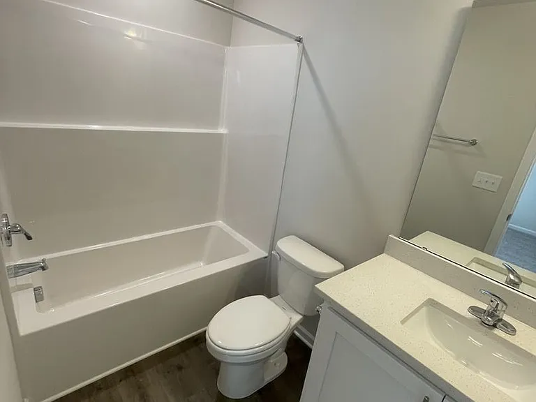 1003 Peony Ln — Photo 9