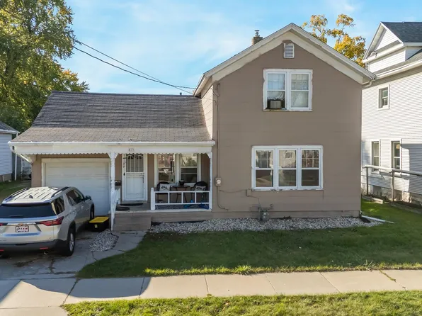 813 Central St, Oshkosh, WI 54901