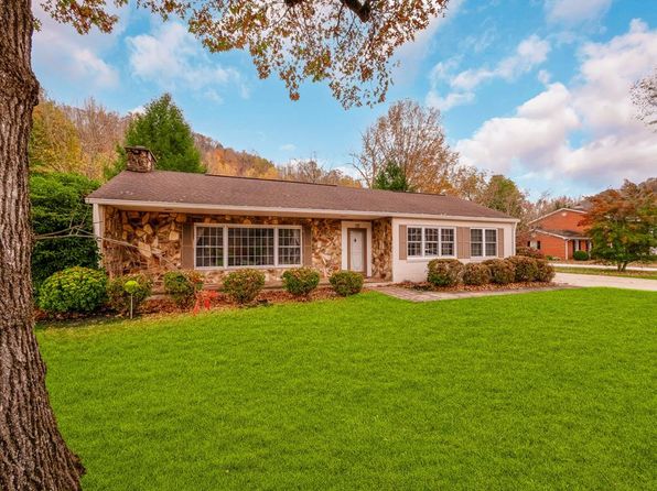 197 E Cedar Dr, Pikeville, KY 41501