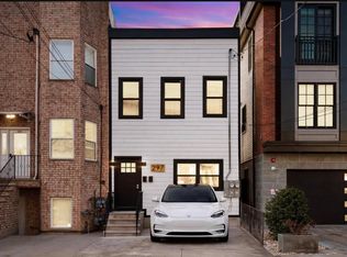 297 New York Ave, Jersey City, NJ 07307