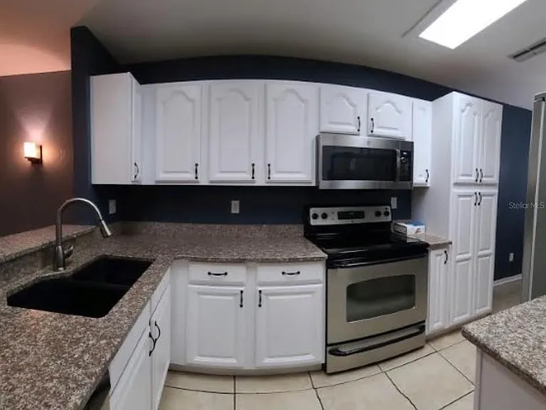4141 Brentwood Park Cir — Photo 20