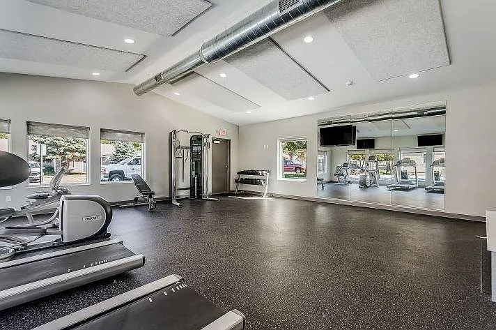 6285 Ivywood Ct — Photo 18