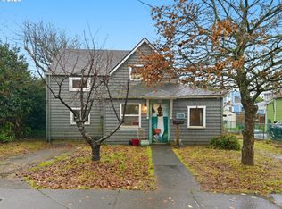 731 11th Ave, Seaside, OR 97138