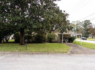 1717 Hawthorne St, Liberty, TX 77575