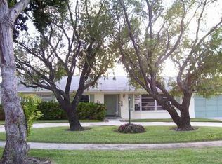 1426 40th St, West Palm Beach, FL 33407