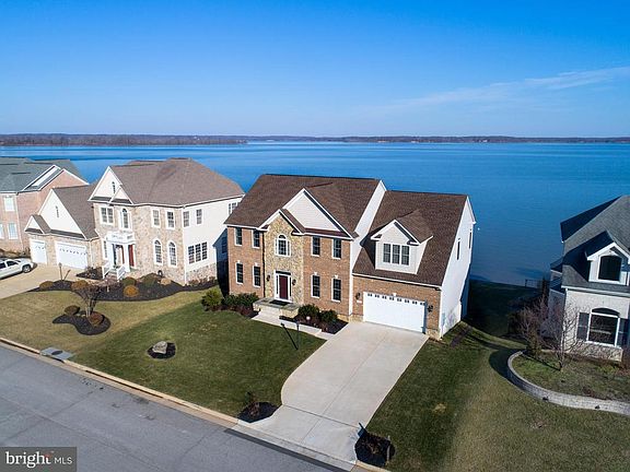 2nd image of 14981 Boaters Cove Pl