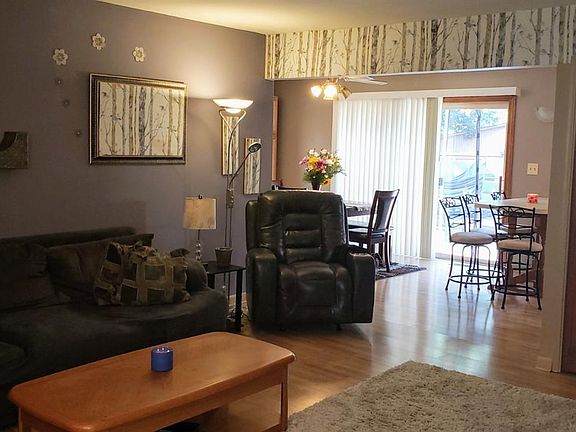 5th image of 1036 Levona St
