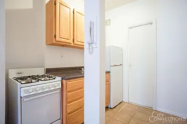 Rented by City Connections Realty