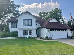 403 Gawf Ln, Muskogee, OK 74403