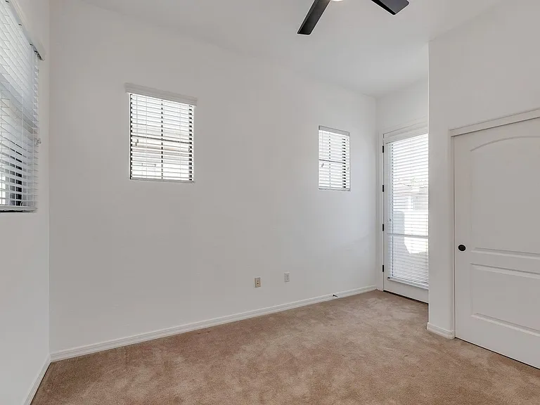 10055 N 142nd St #1330 — Photo 12