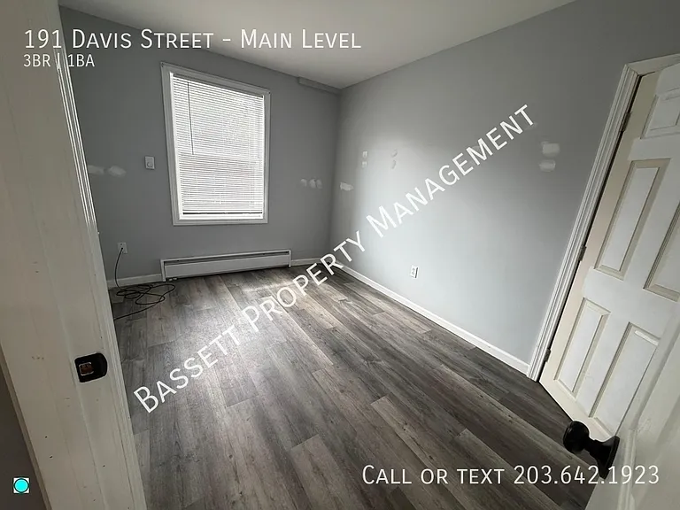 191 Davis St — Photo 16