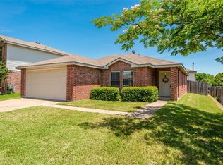 8779 Gray Fox Ct, Fort Worth, TX 76123