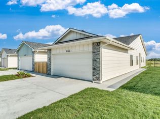 15452 Josephine Ct, Goddard, KS 67052