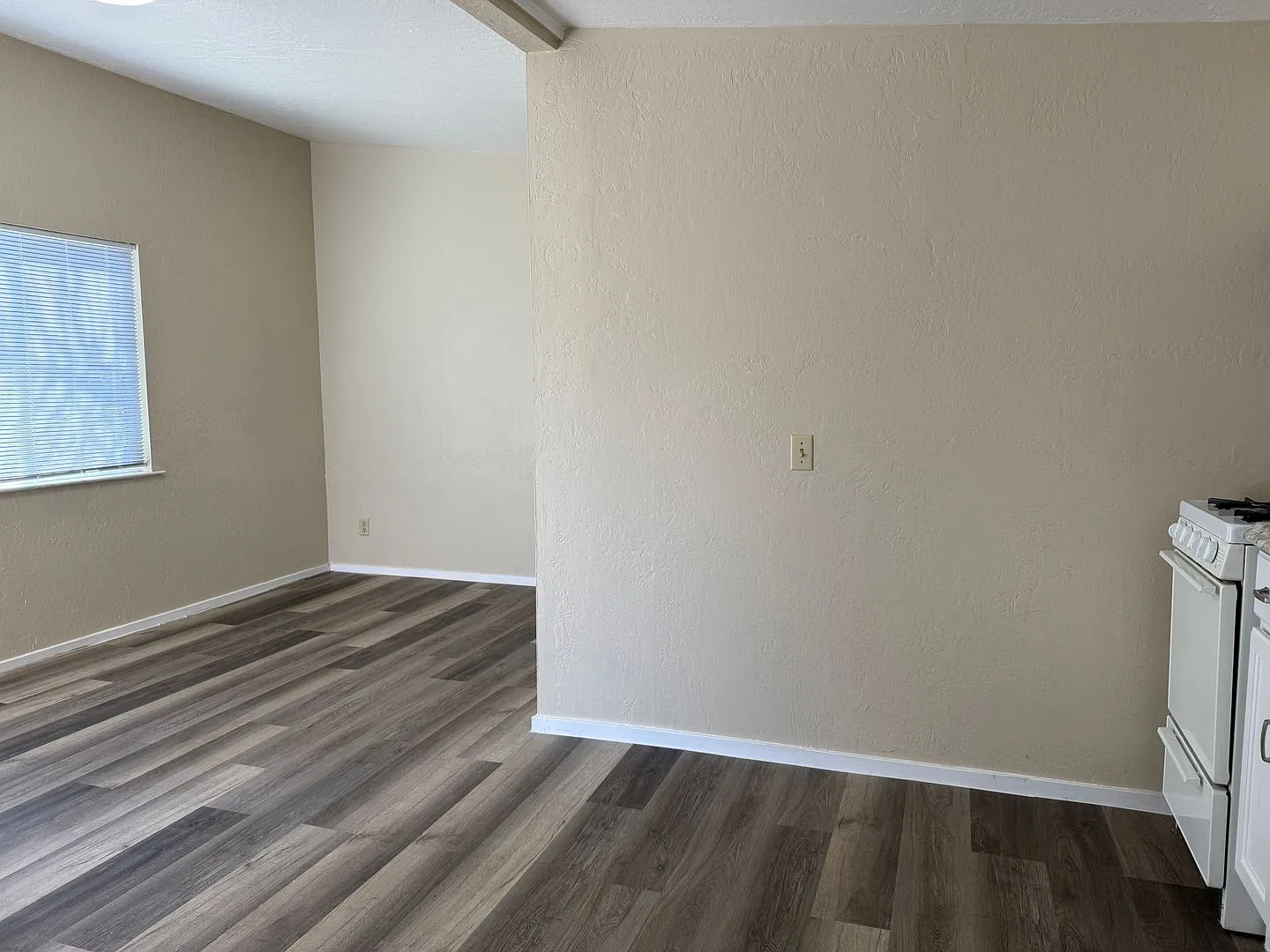 4941 East Walnut — Photo 4