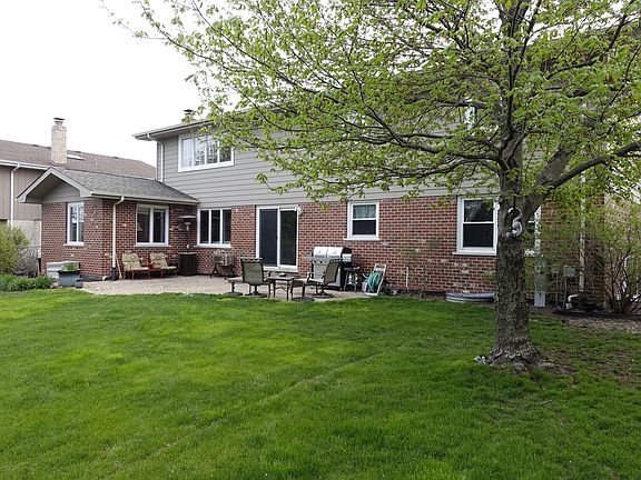 3rd image of 17315 Brookgate Dr