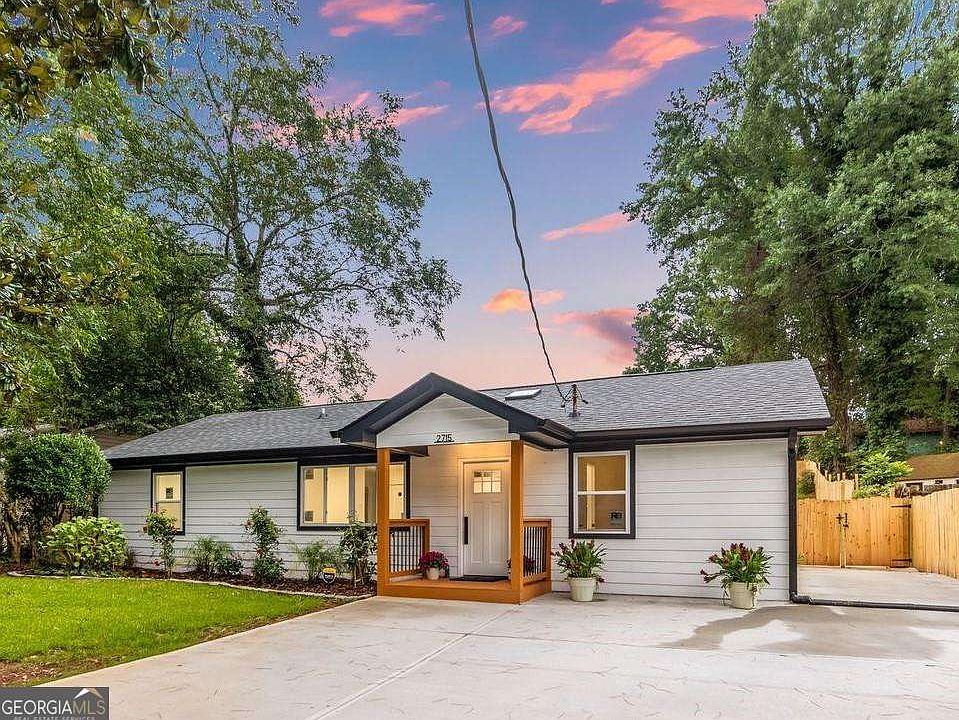 1st image of 2715 Ellen Way