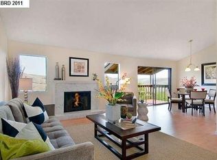 412 Vista Heights Rd, El Cerrito, CA 94530