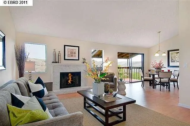 412 Vista Heights Rd photo 1