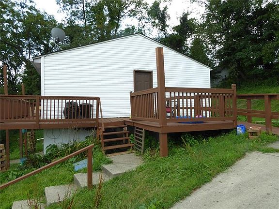 4th image of 1265 McKean Ave