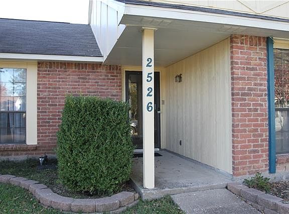 3rd image of 2526 Poplar Trl