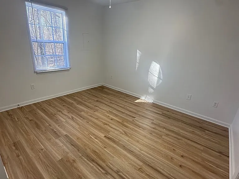 Arlington Apartments — Photo 157