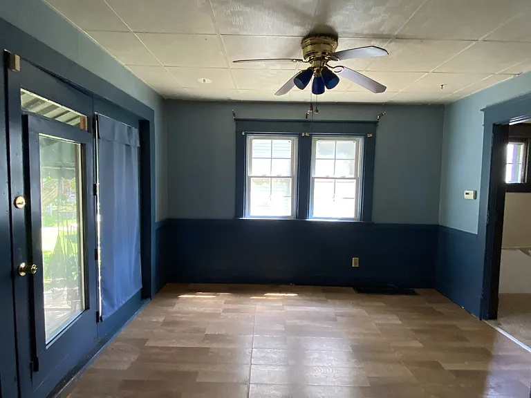 523 New Castle Ave — Photo 7