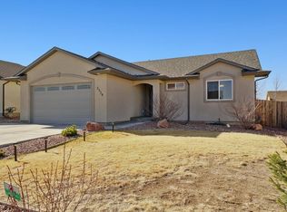 2320 Cliffmoor Ln, Pueblo, CO 81008