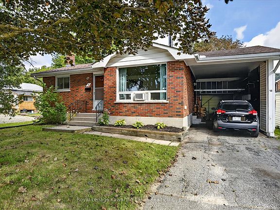 2nd image of 78 Durham St W