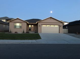 477 S Mason Ave, East Wenatchee, WA 98802