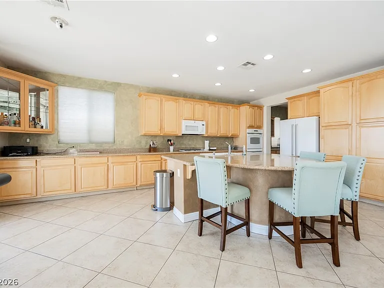 9562 Staff Ln — Photo 8