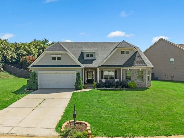 290 Noble Creek Rd, Woodruff, SC 29388